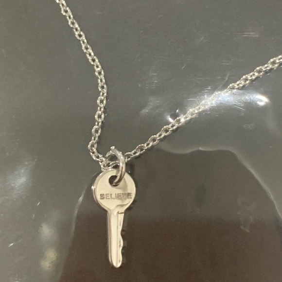 NWT - The Giving Key Necklace - Picture 5 of 5